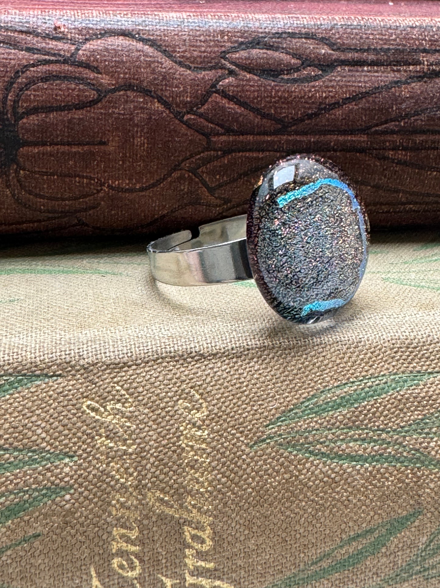 Fused glass adjustable stainless steel ring