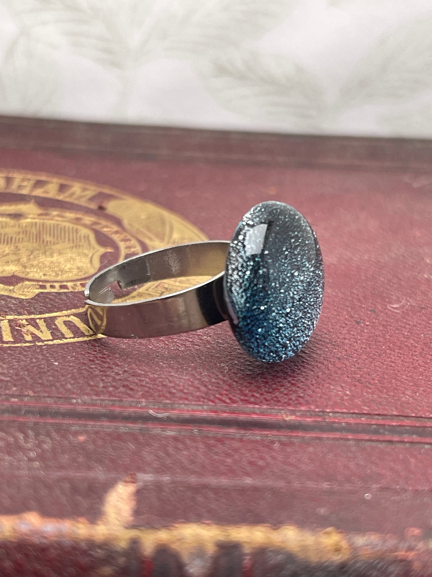 Fused glass adjustable stainless steel ring