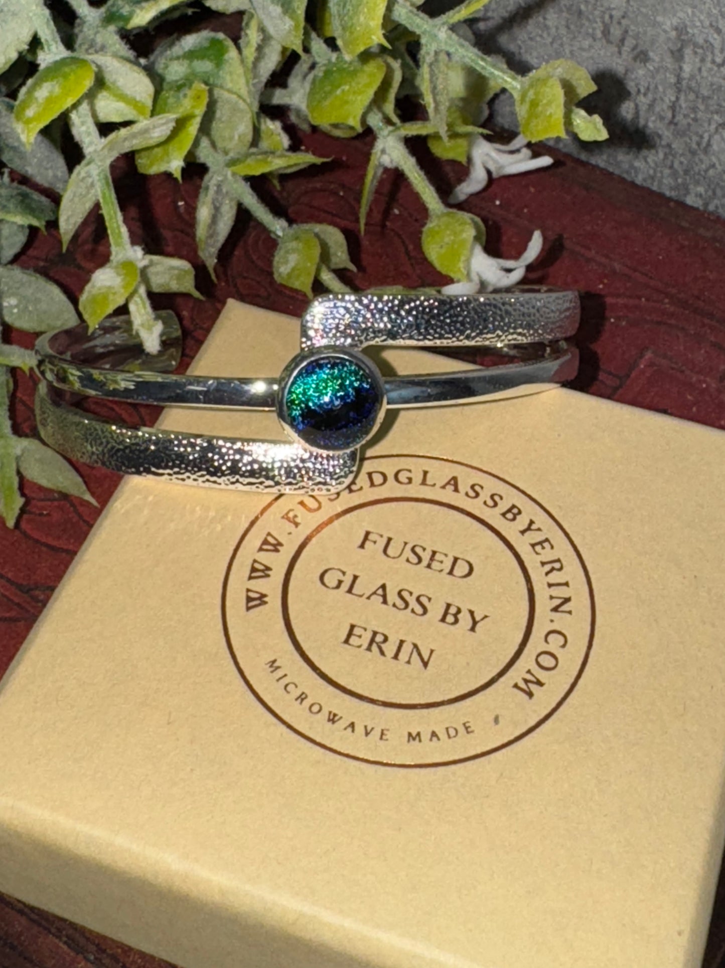 Heavy silver plated bangle with handmade 8mm glass cabochon (crackle finish)