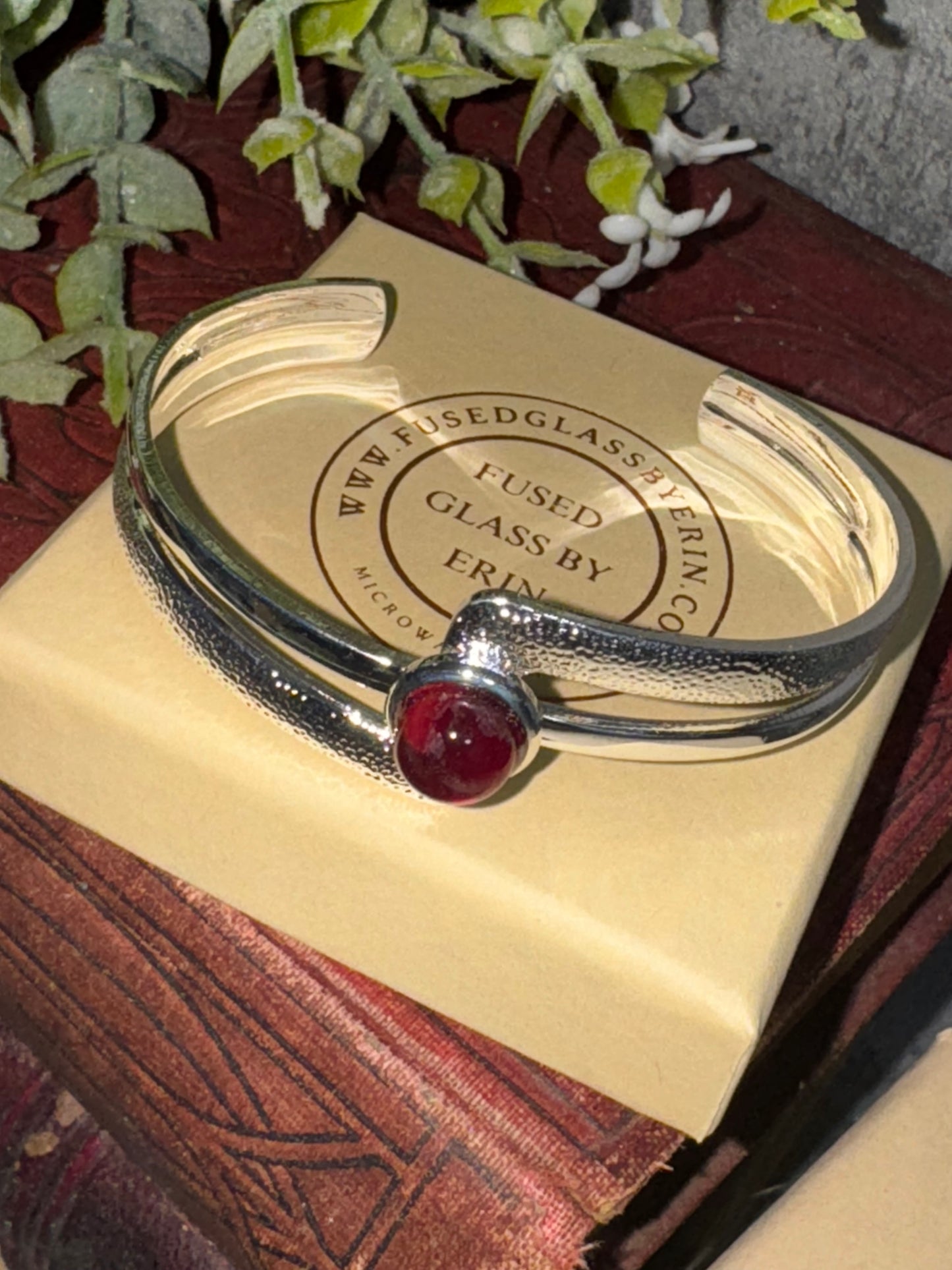 Heavy silver plated bangle with handmade 8mm glass cabochon (crackle finish)